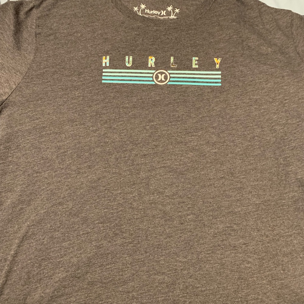 Men’s Hurley shirt